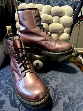 Dr Martens Metallic Barbie Pink Vegan Leather size 9/EU 41